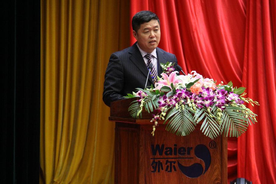 赏金国际药业集团2014年度总结暨表彰大会胜利召开