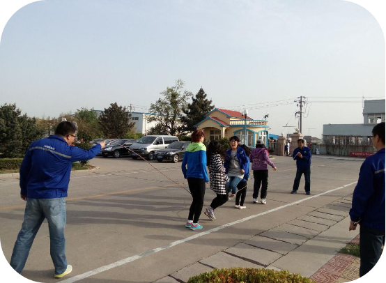 青岛赏金国际工厂跳大绳小记