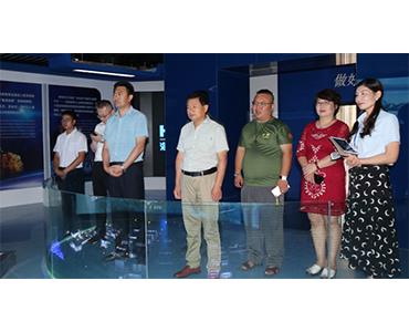 银川市投资促进局、山东潍坊商会领导一行来集团参观访问